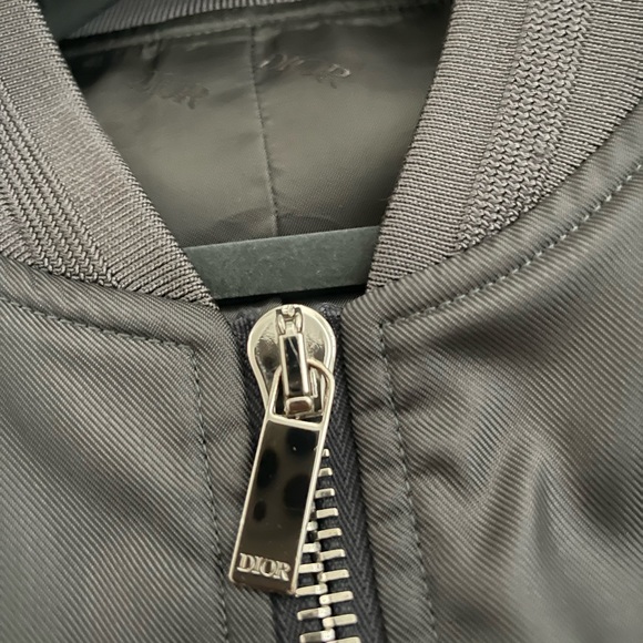 🛑SOLD🛑 Dior Men’s Embroidered Flower Logo Grey Bomber Jacket - Sz Large - Picture 8 of 14